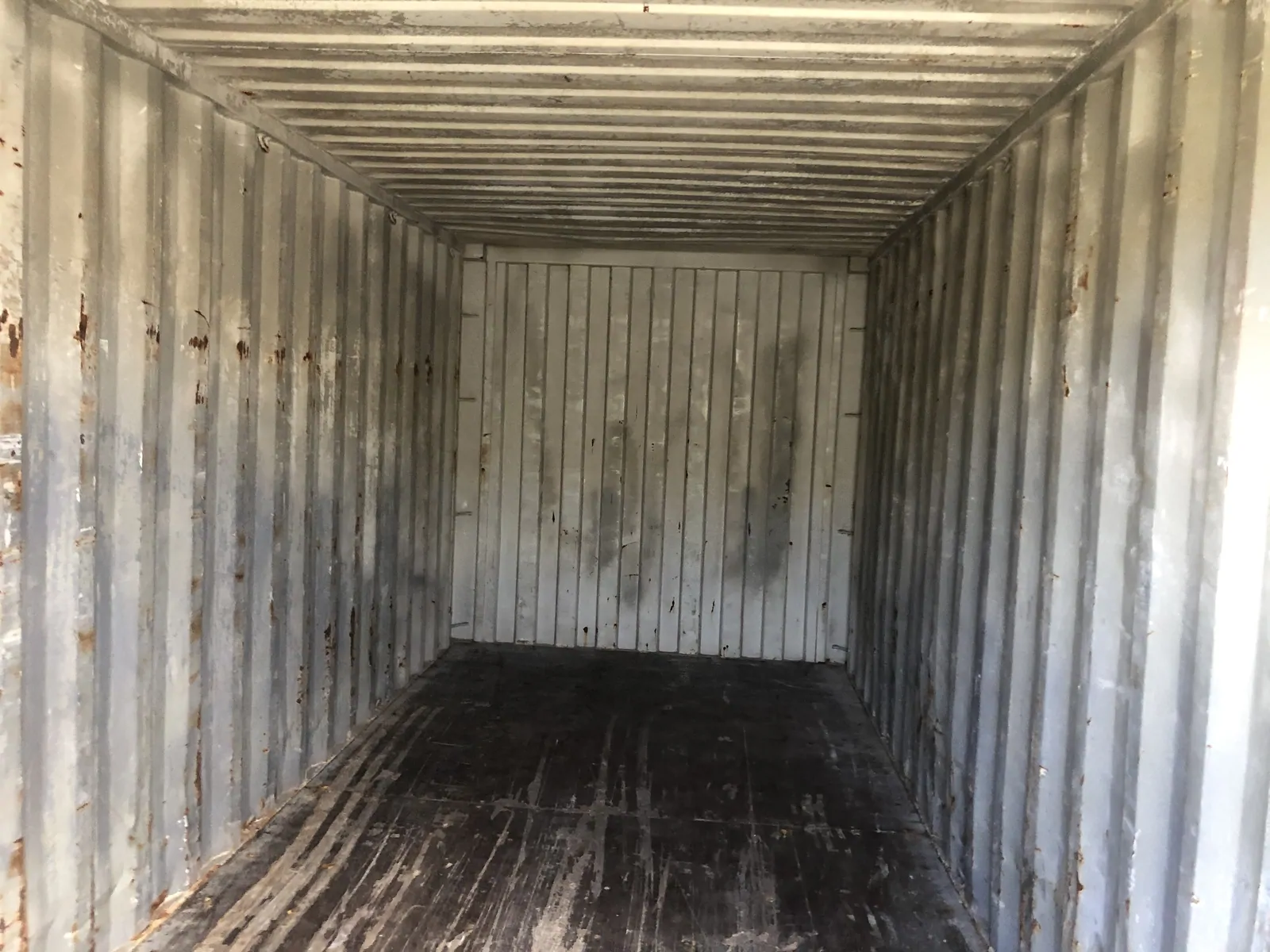 What harbour air does to steel over the long run